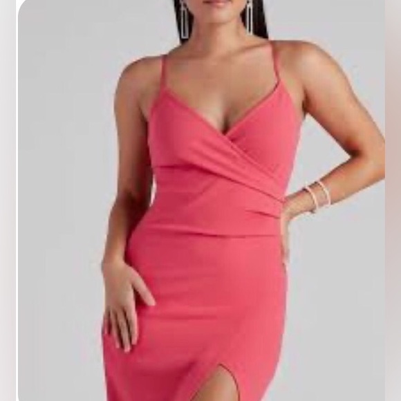 NWOT-Windsors Coral Sasha Formal High Slit Wrap Dress with V-Neckline, Size M - Picture 6 of 16